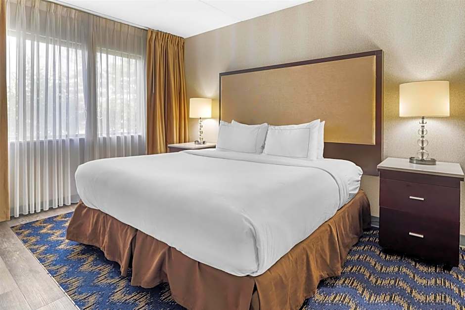 Best Western Plus Miamisburg-Dayton Suites, Banquets & Hotel