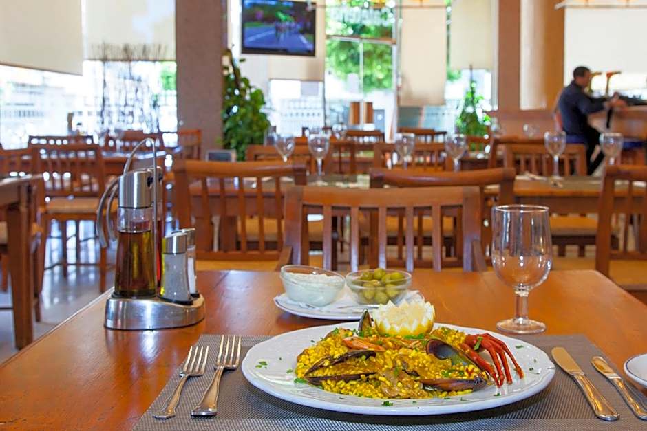 Aparthotel Duquesa Playa