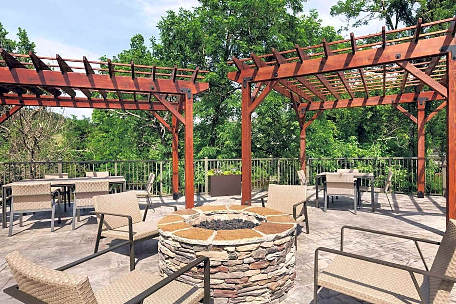 Country Inn & Suites by Radisson, Pigeon Forge South, TN