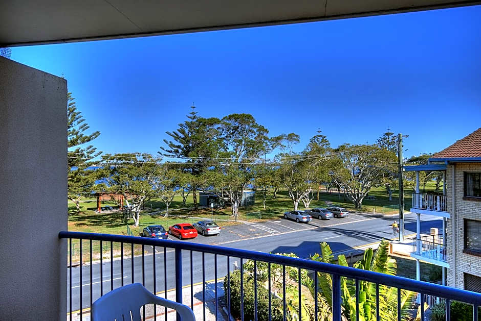 Blue Waters Apartments