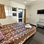 Birchwood Spa Motel