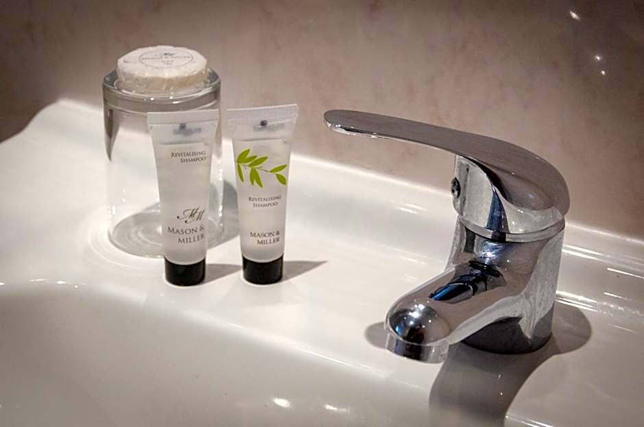 Thrums Hotel, Kirriemuir