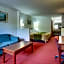 Econo Lodge Inn & Suites Forest