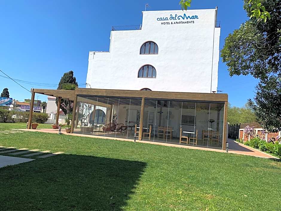 Casa Del Mar Hotel & Apartaments