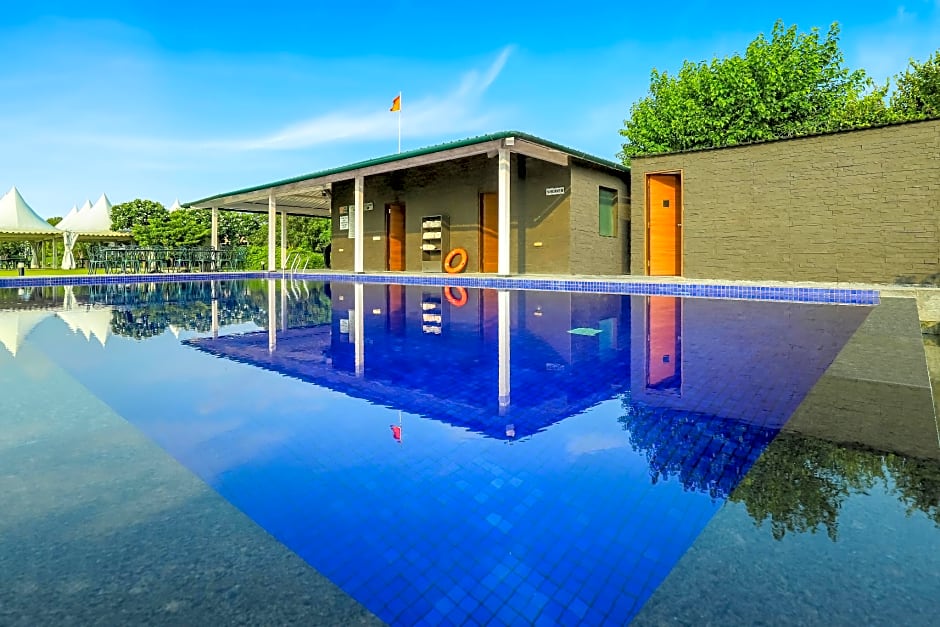 Amatra by the Ganges