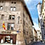 Les Armures Hotel
