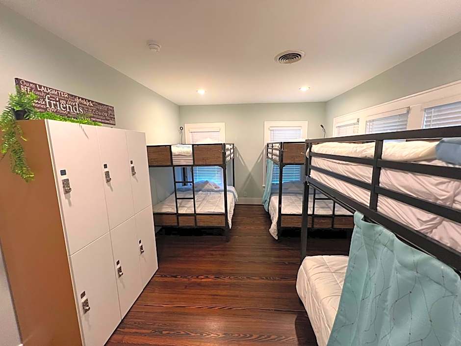 MyCrib Houston Hostel
