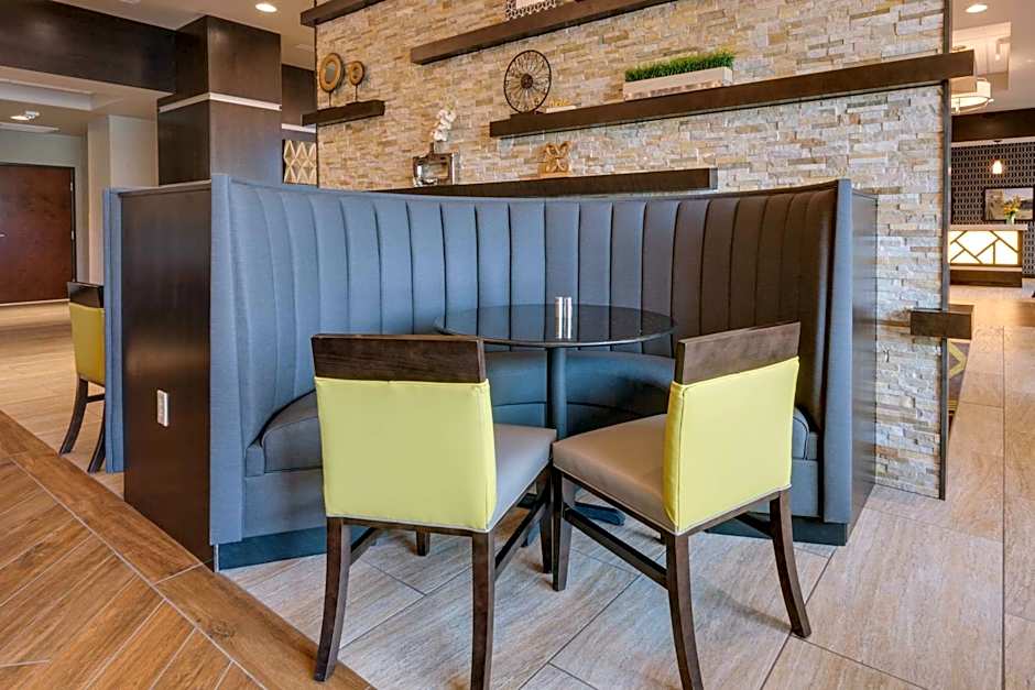 Drury Inn & Suites Pittsburgh Airport Settlers Ridge