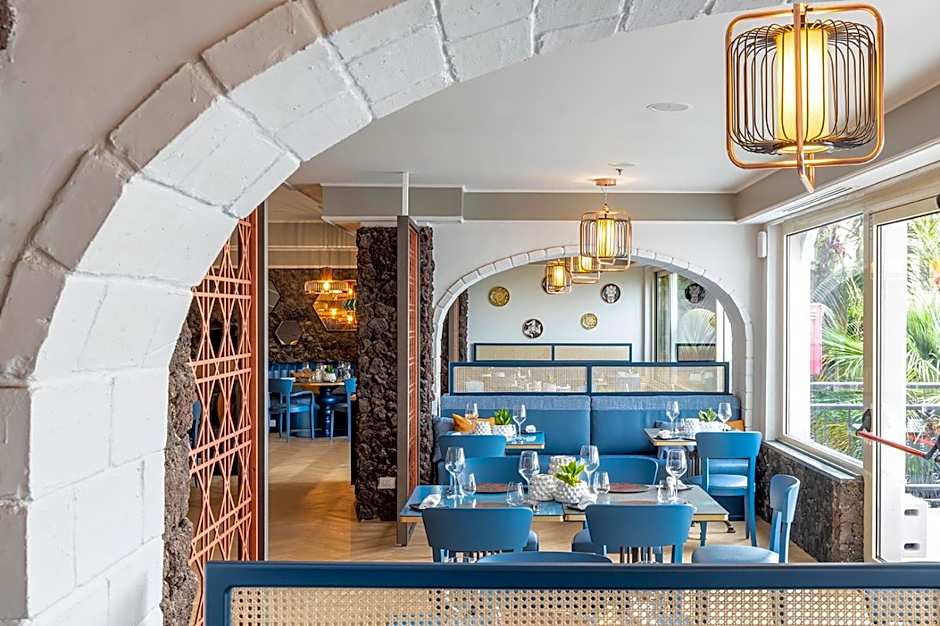 Delta Hotels by Marriott Giardini Naxos