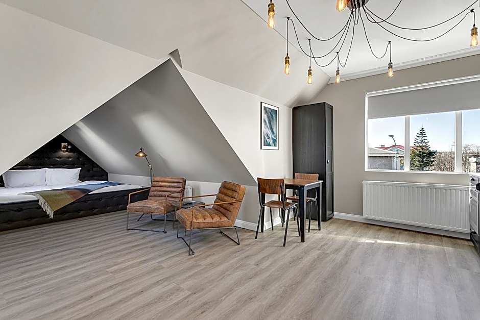 ODDSSON Downtown Hotel