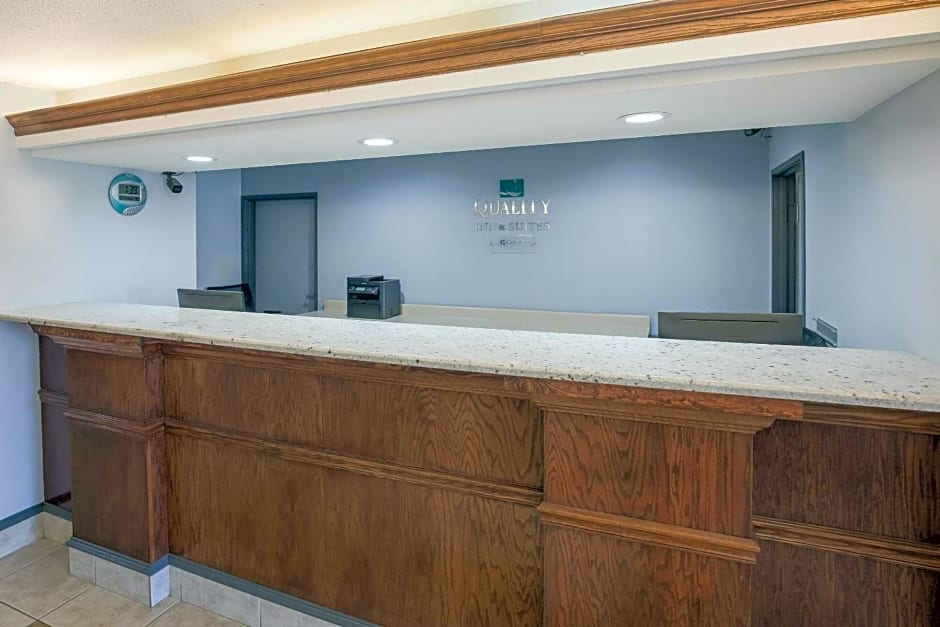 Quality Inn & Suites Clayton, NM