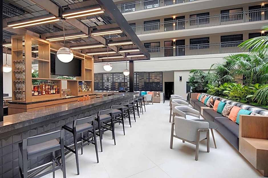 Embassy Suites by Hilton San Rafael Marin County