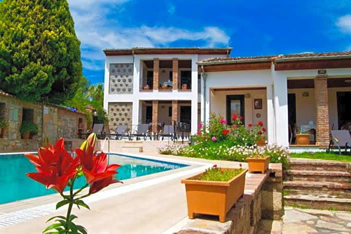 Akay Hotel