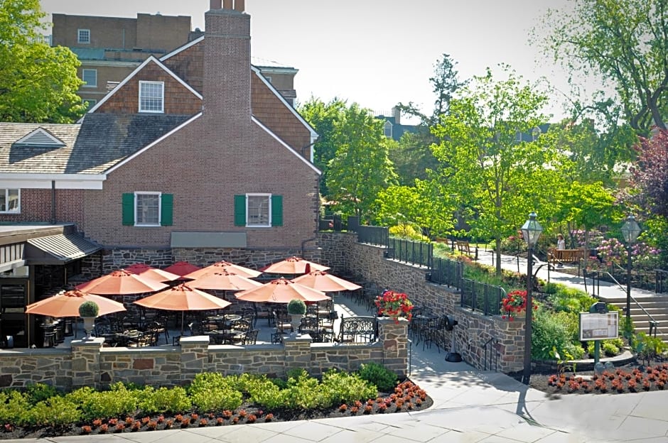 Nassau Inn