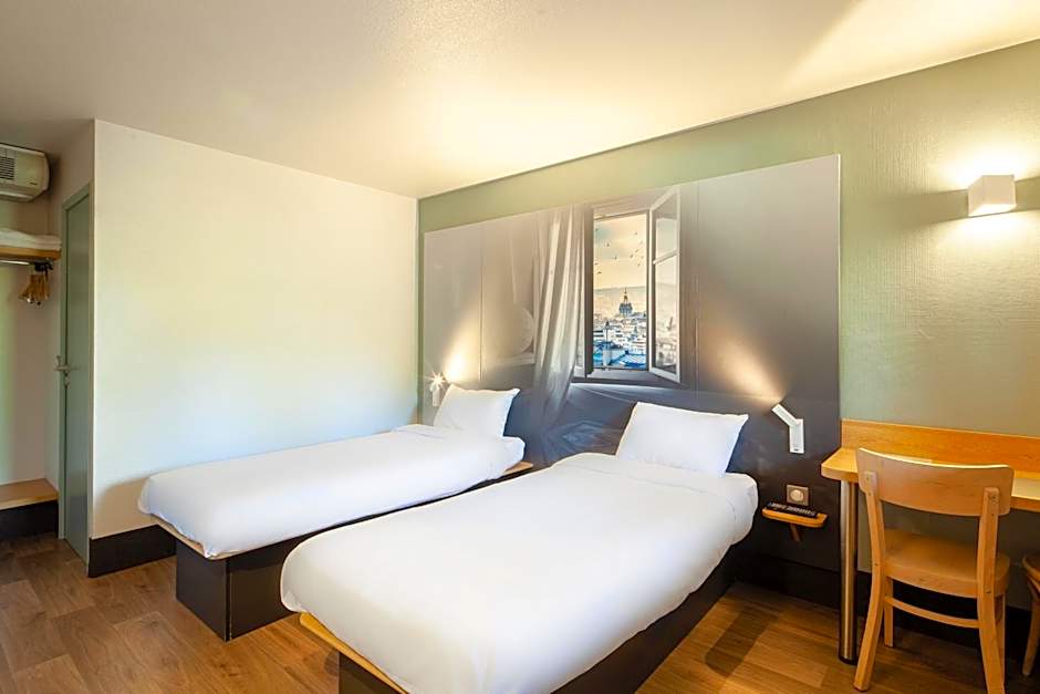 B&B Hôtel Pontault Combault