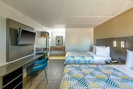 2 Queen Beds | Non-Smoking, Micfridge