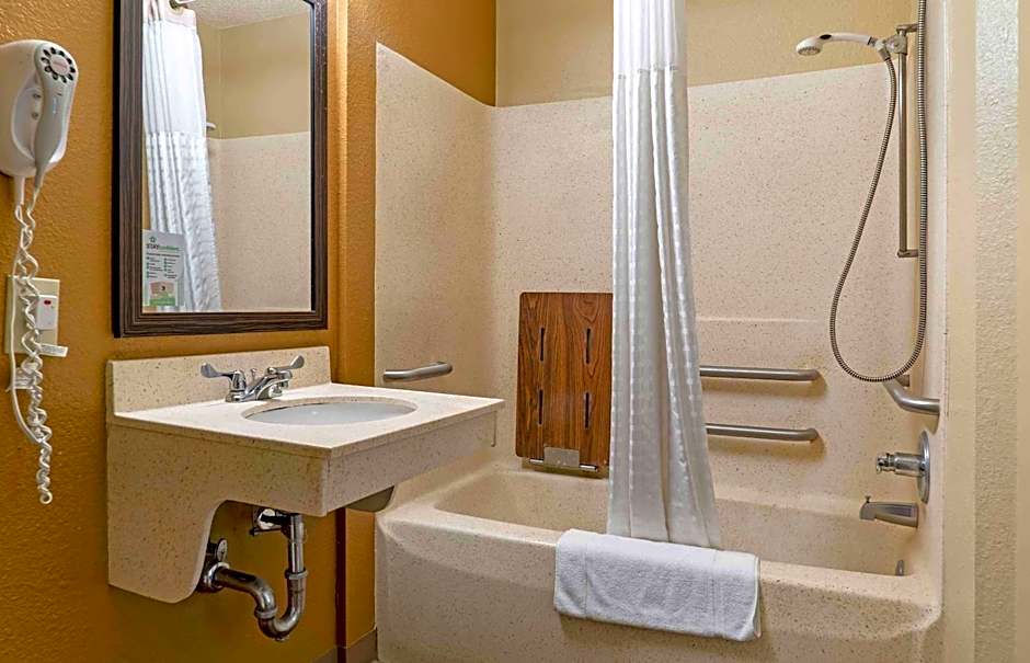 Extended Stay America Suites - Detroit - Novi - Orchard Hill Place