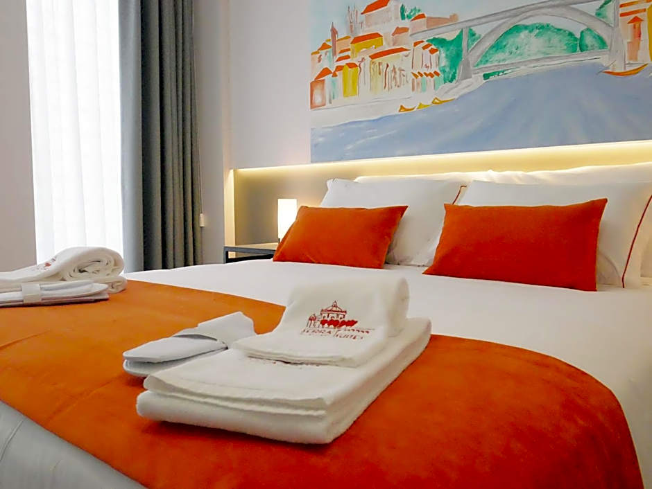 Serra do Pilar Porto Suites