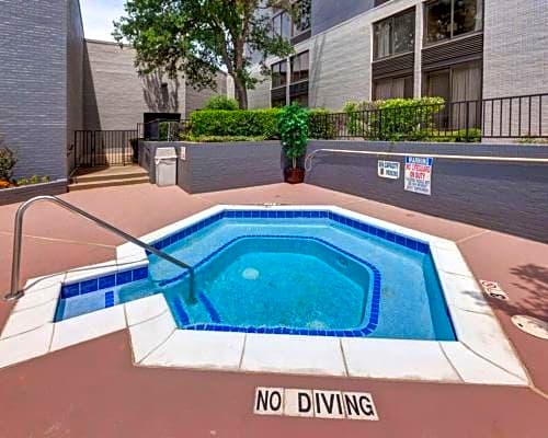 Comfort Inn & Suites Plano East