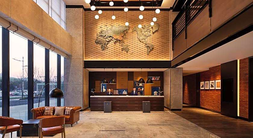 Four Points by Sheraton Yiyang