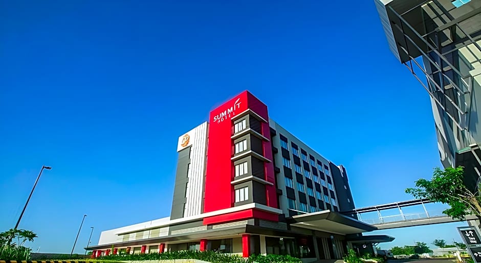 Summit Hotel Naga