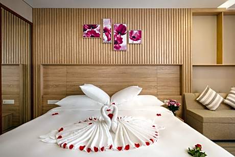 Executive Double Partial SeaView With Balcony