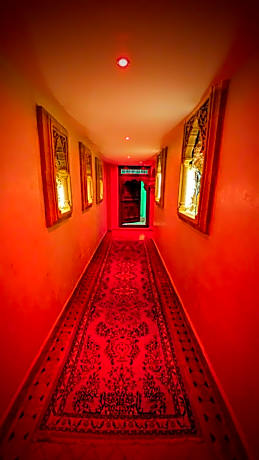 Deluxe King Suite