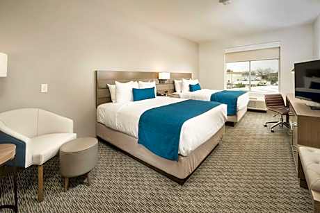 Queen Room with Two Queen Beds - Non-Smoking