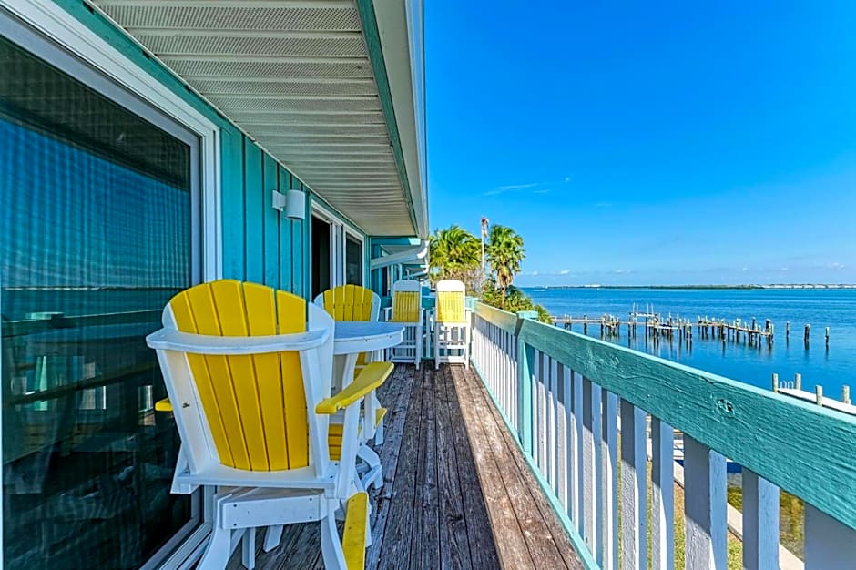 Anna Maria Island Beach Palms 6B