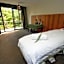 Te Waonui Forest Retreat