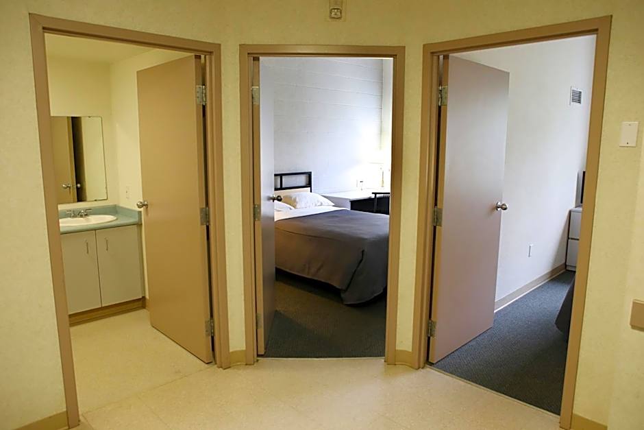 Residence & Conference Centre - Hamilton