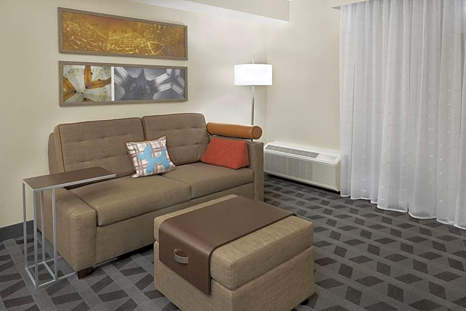 TownePlace Suites by Marriott Oshawa