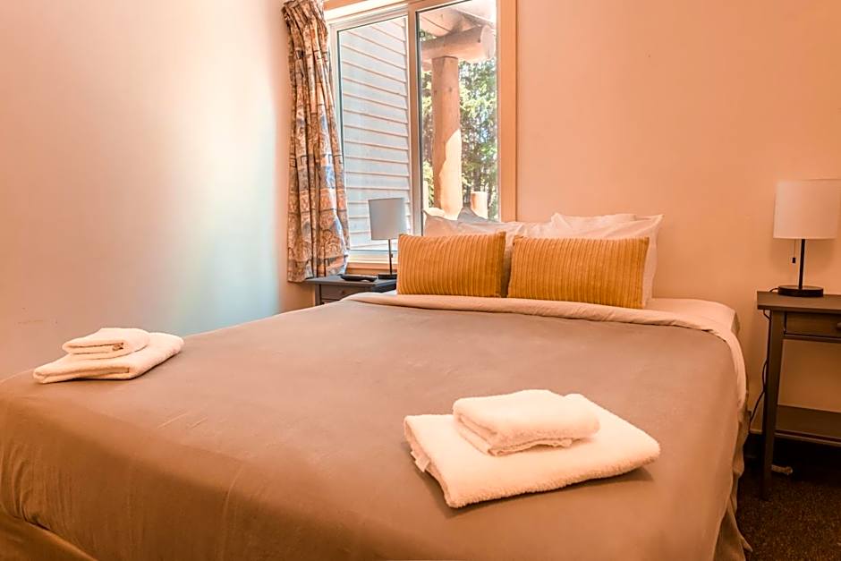 HI-Banff Alpine Centre