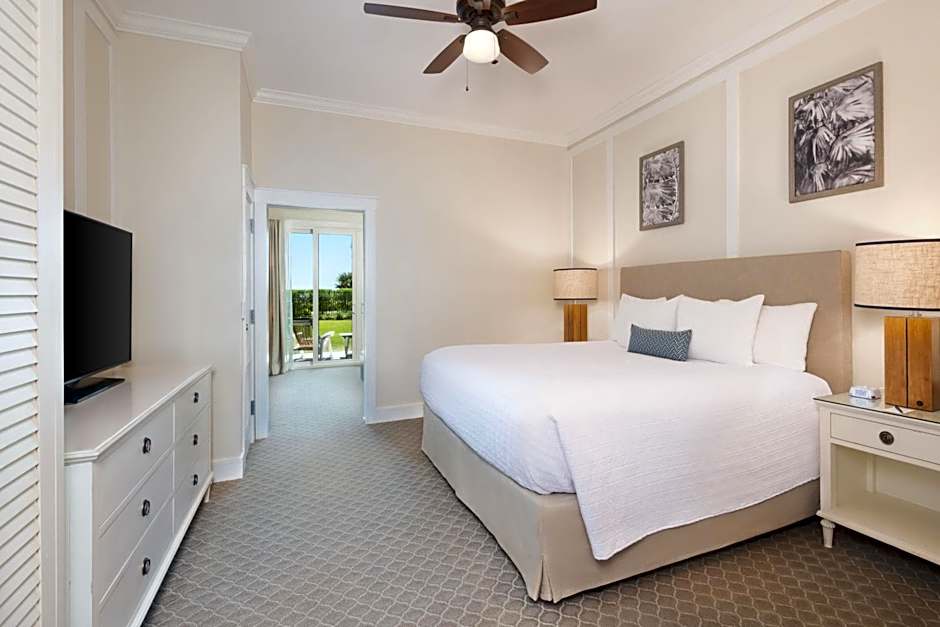 Photo 1 of 7 of Deluxe 1 King Bed Suite