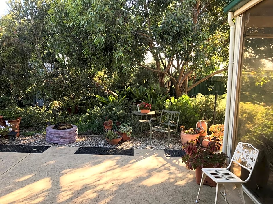 We Love the Bay short stays private suite 1 to 4 days