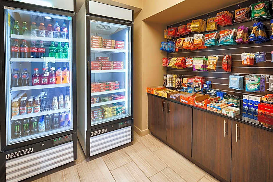 Best Western Plus Elmendorf Hotel / San Antonio Hotel