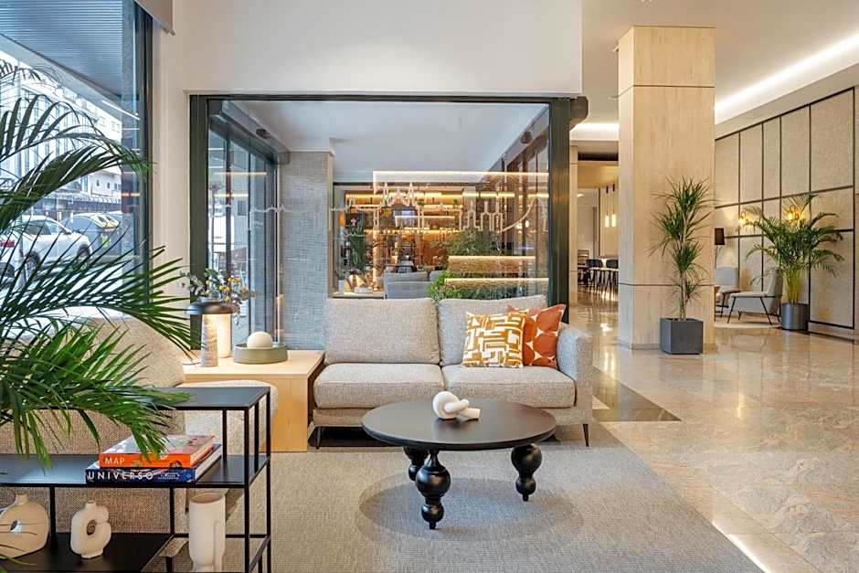 Hotel Santiago Plaza Affiliated by Meliá