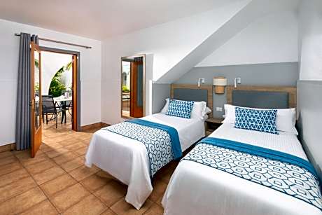 One-Bedroom Bungalow