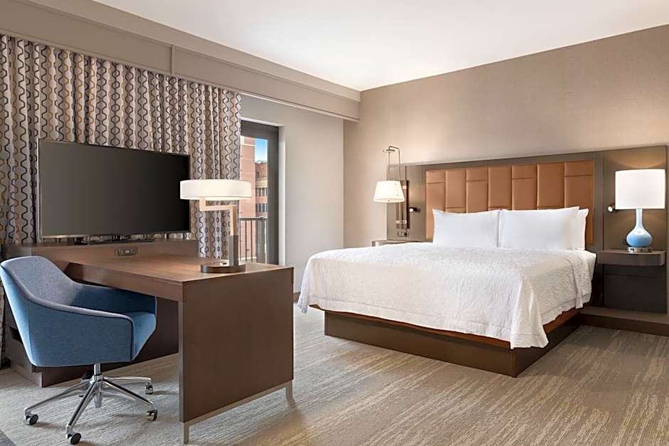 Hampton Inn By Hilton Suites Kansas City Downtown Crossroads