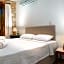 Flores Hotel Alaçatı
