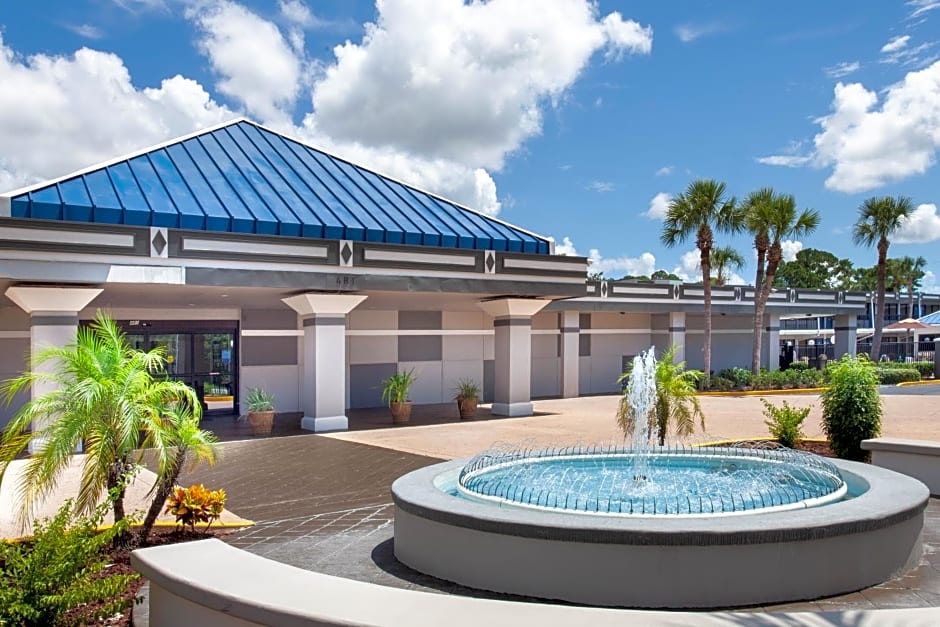 Travelodge by Wyndham Deltona