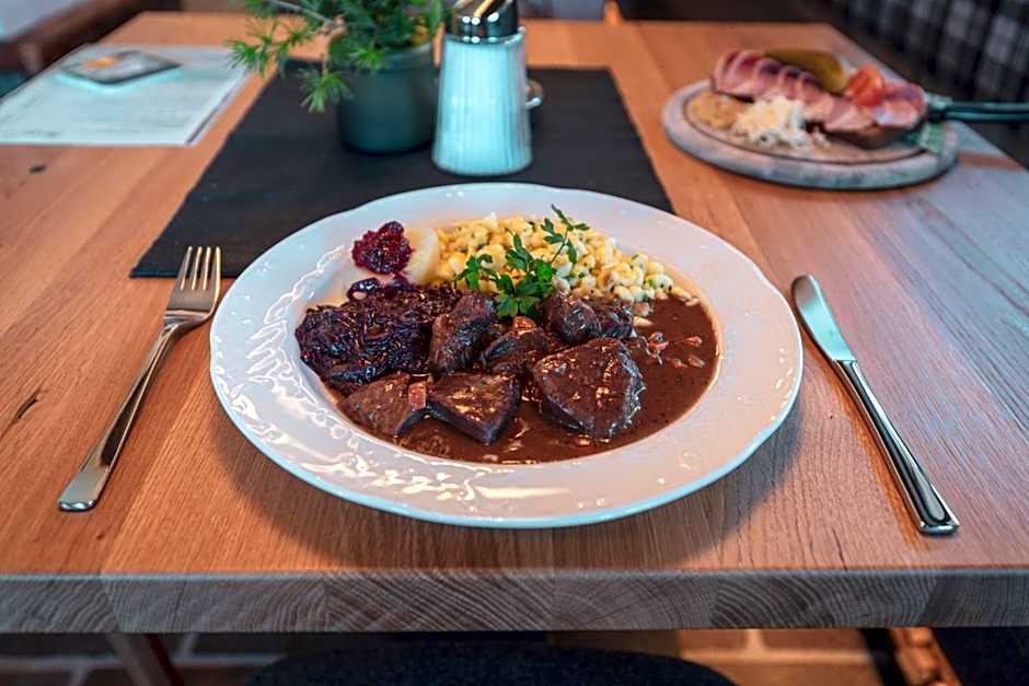 d'Genussalm by Alpine Genusswelten