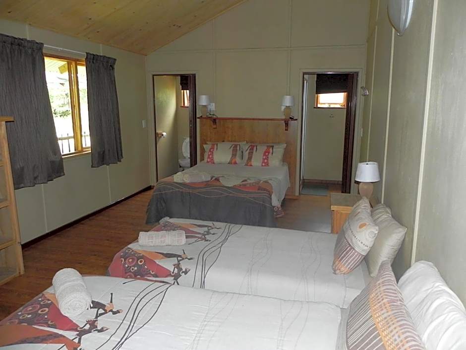 Hippo Waterfront Lodge