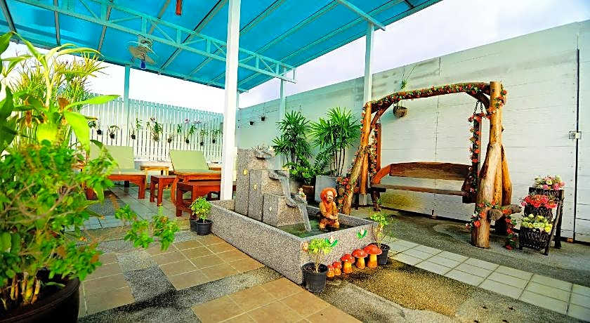 Arita Hotel Patong