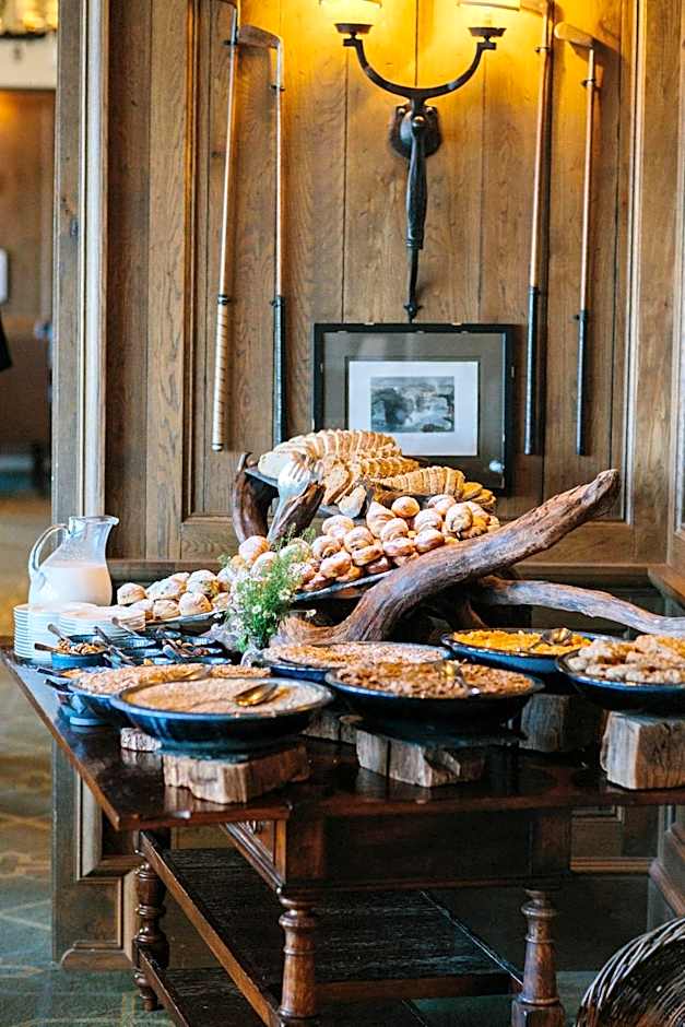 Trump International Golf Links & Hotel Doonbeg Ireland