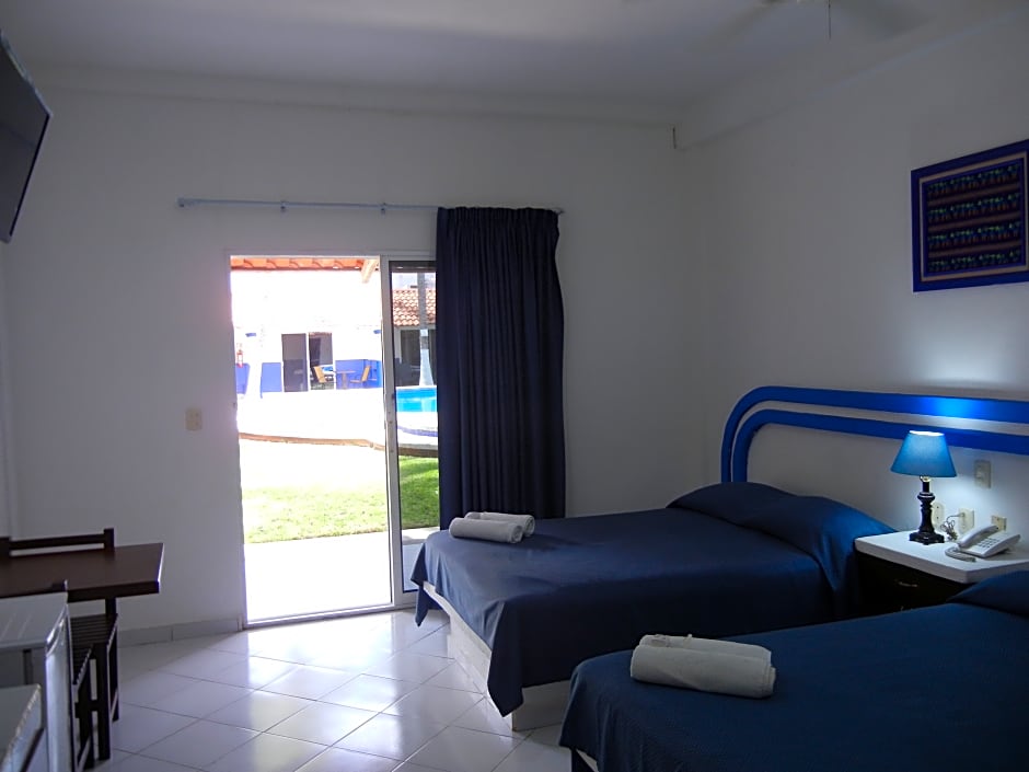 Hotel Plaza Almendros
