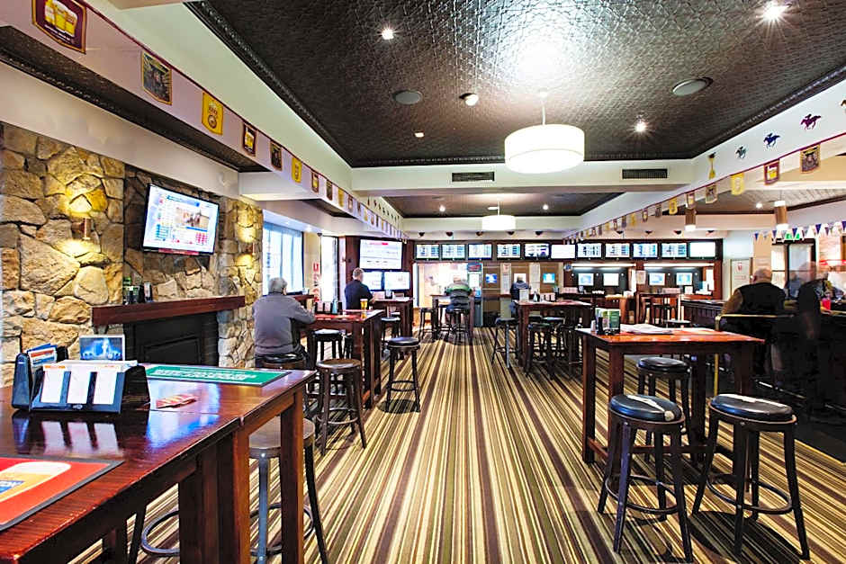 Nightcap at Federal Hotel Toowoomba