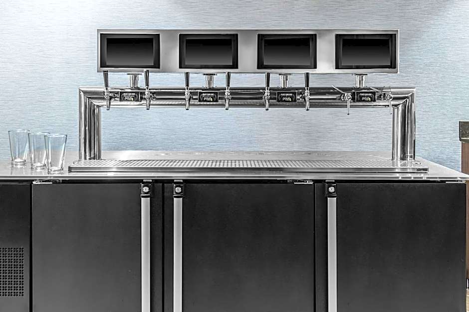 Fairfield by Marriott Inn & Suites Norfolk