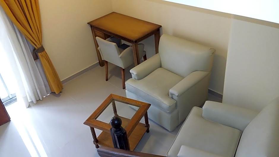 Tritone Hotel