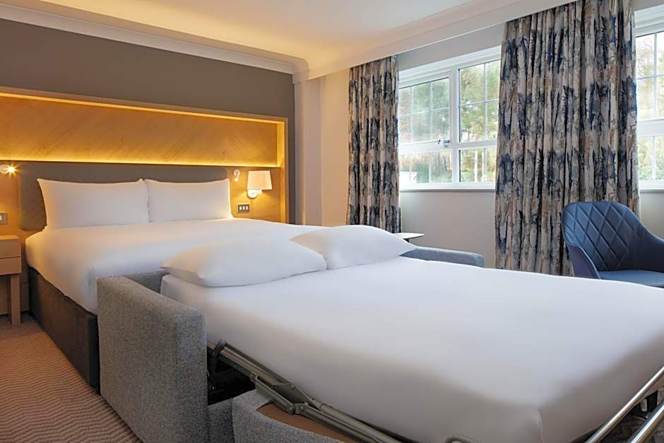 Hilton Cobham